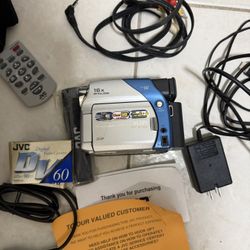 JVC Camcorder  GR-D72U