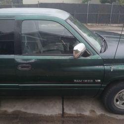 1990 Dodge Ram 1500 Quad Cab 5.2l...magnum.