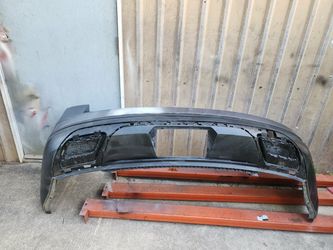 2017-2019 Volkswagen Atlas SE Rear Bumper Used Oem