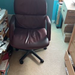High back Office Leather Chair - Like New