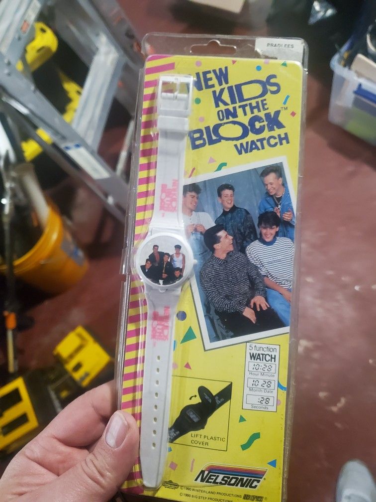 1990 NKOTB Watch New