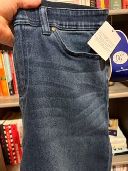 D2 by Diane Gilman Blue Denim Jeans