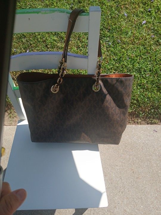 Michael Kors Tote