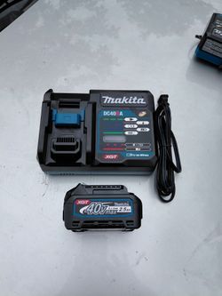 Makita XGT 40v Battery + Fast Charger