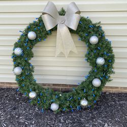3 Ft Outdoor Christmas Wreath 