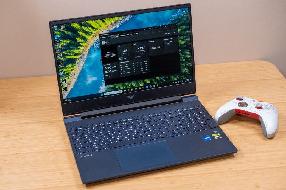 HP - Victus 15.6" Full HD Gaming Laptop (AMD Ryzen 5-7535HS - 8GB DDR5 Memory - AMD Radeon RX 6550M - 512GB SSD)- Buy it in full or $1 Down Today Only