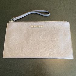 Michael Kors Large Zip Clutch Wristlet (new)