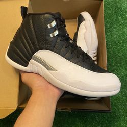 Jordan Playoff 12s size 9.5 VNDS