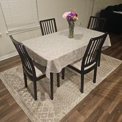 Ikea 4 Chair Dining Table. Hardly Used. 2 Year Old