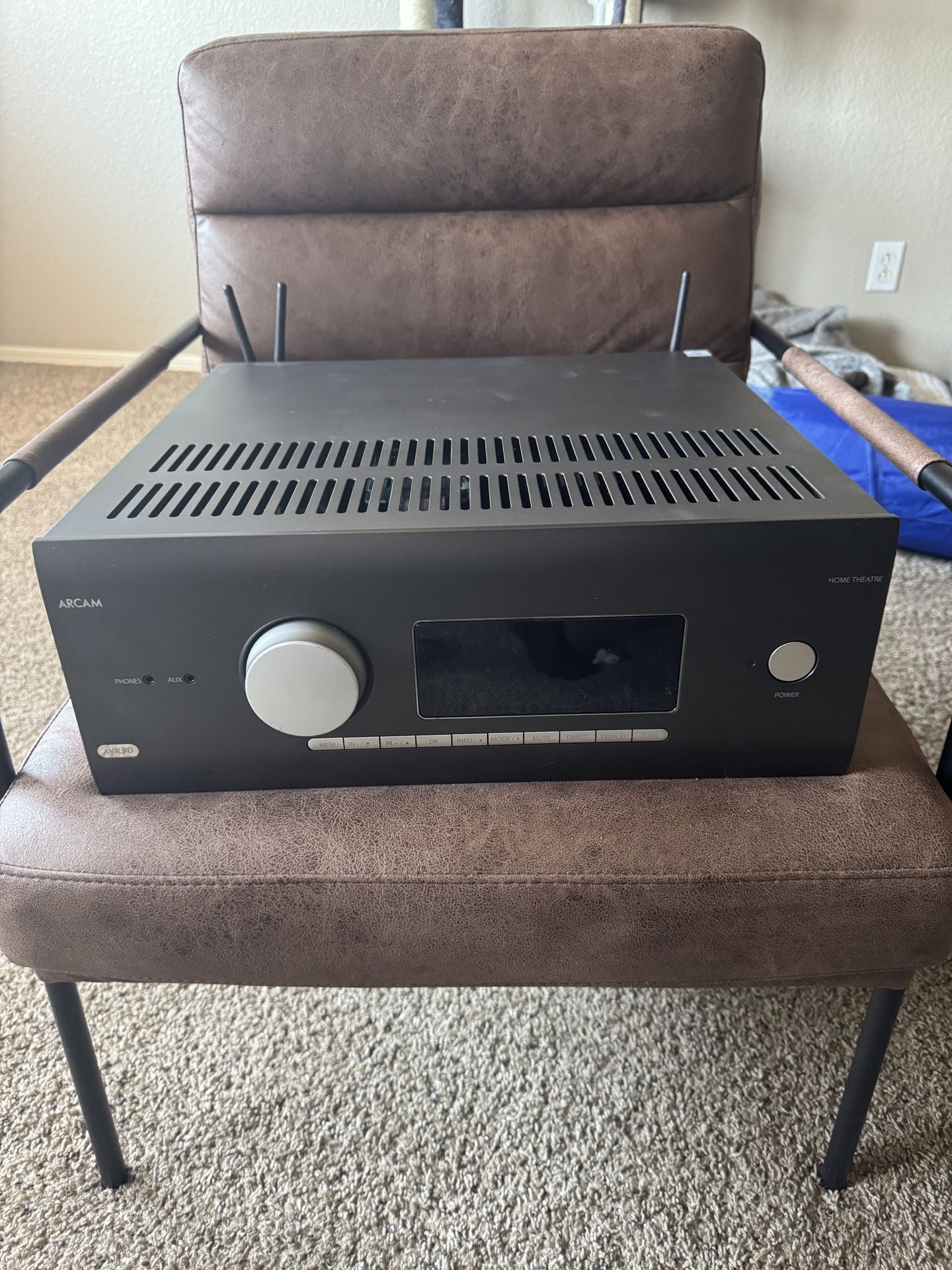 Arcam AVR30 Class G AV Receiver