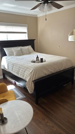 Queen size mattress/bed and frame