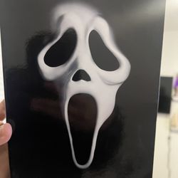 Scream/ Ghost face collectible figure