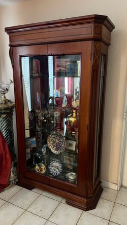 Display cabinet