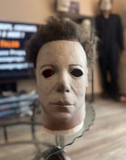 Spookhouse props jimmy falco Michael Myers H1 mask