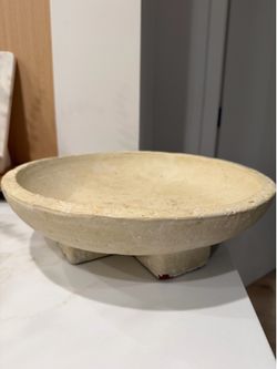 Ceramic fruit bowl