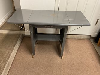 Vintage medal drop leaf typewriter stand