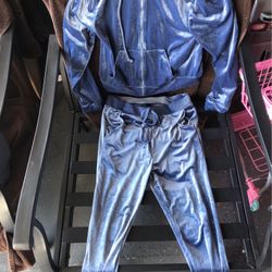 Women’s Sweatsuit