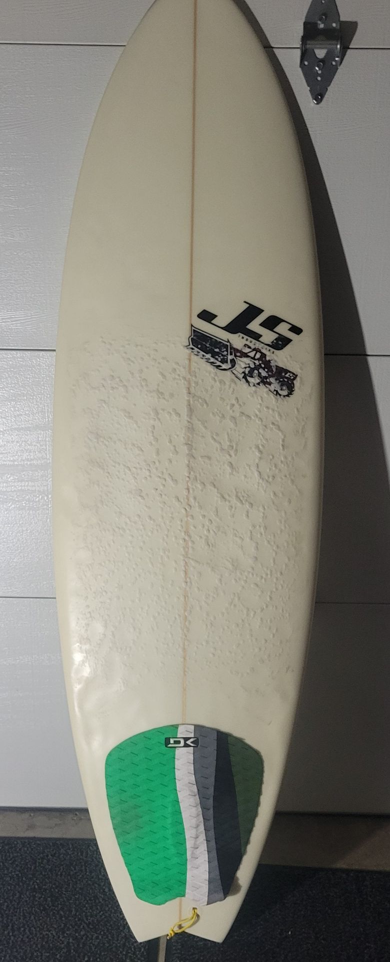 5'10" JS Sonic Surfboard