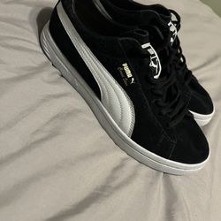 Black Puma Sneakers