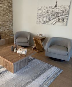 Ashley’s Zalemont accent table