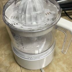 Electric Fresh Orange Juicer 