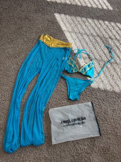 Jasmine adult Halloween costume size medium