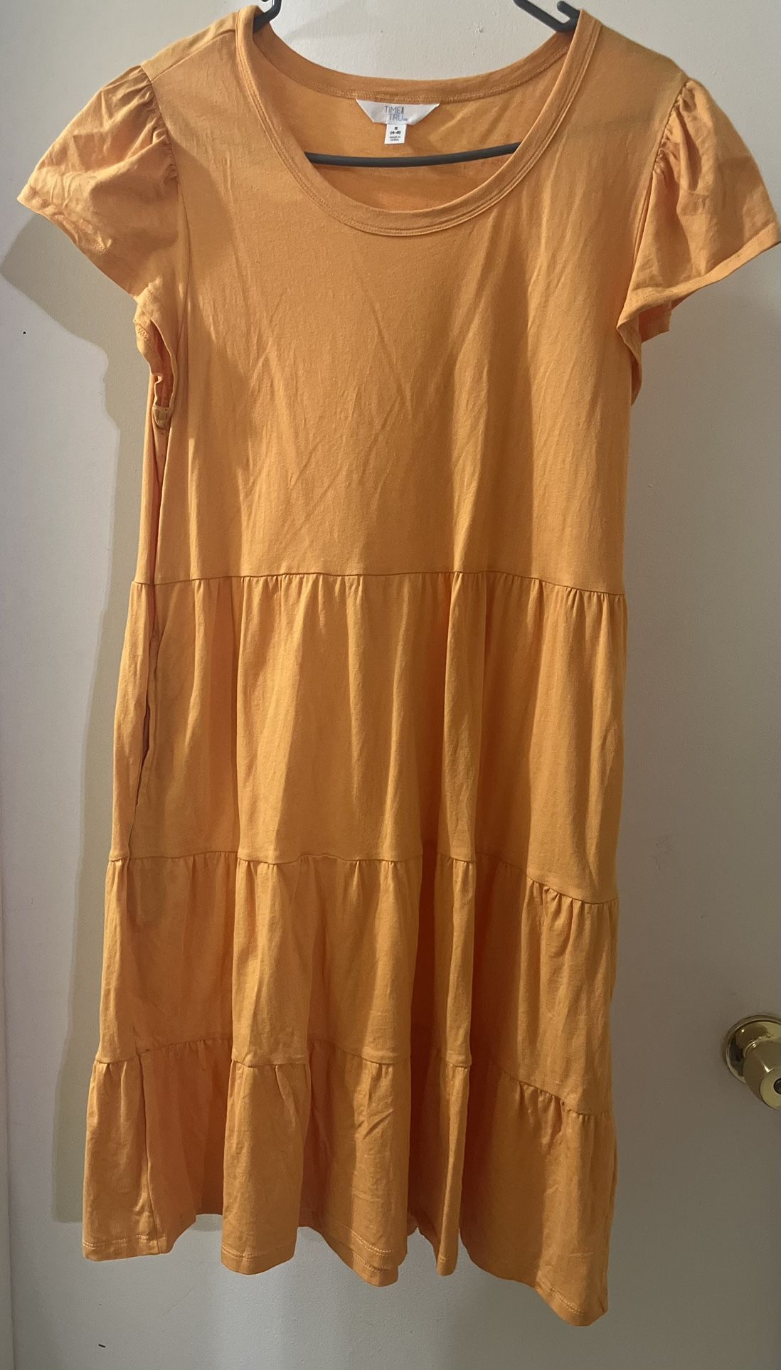 Woman’s Tiered Dress (small) with pockets 