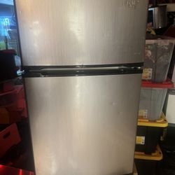Bundle Deal 5 Mini Fridge 