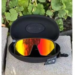 Oakley Sutro S