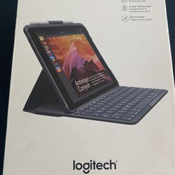 Apple iPad 5th & 6th Logitech Slim Folio