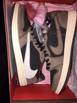 Jordan 1 Retro Low OG SP Travis Scott