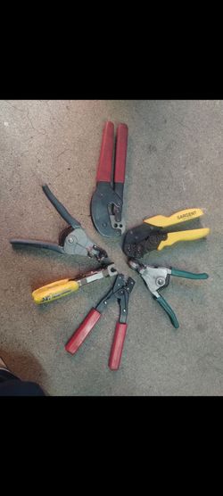 Pliers wire stripper crimps tools