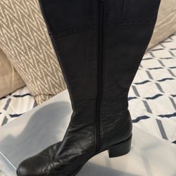 Leather Woman’s Boots 