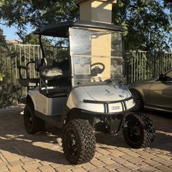 Golf Cart 2019 EZGO RV 