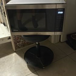 Panasonic 1200w  Countertop Microwave 