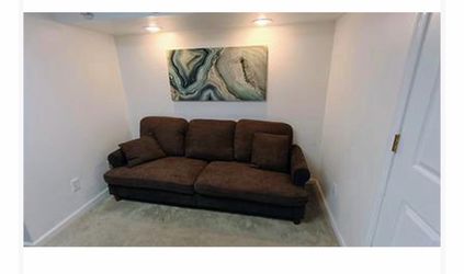 Couch brown