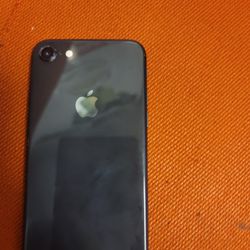 Unlocked IPhone SE 64gb