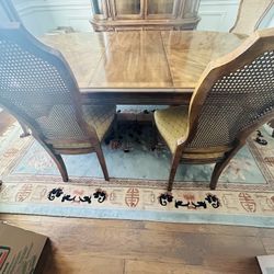 China Cabinet, Dining table +6 Chairs 