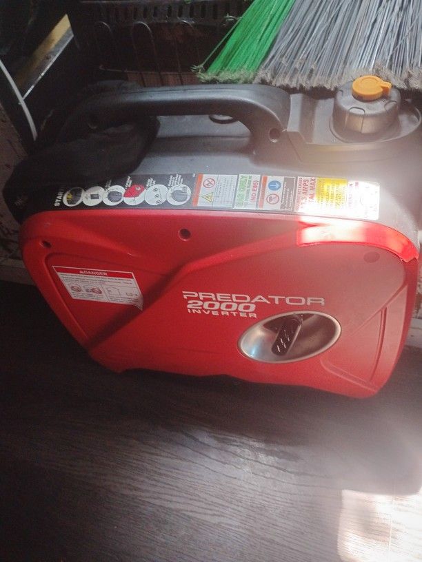 Predator 2000 Watt Generator