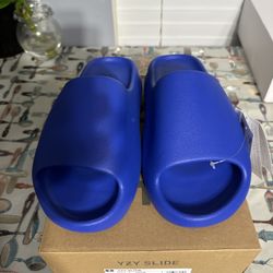 ADIDAS YEEZY SLIDE AZURRE 