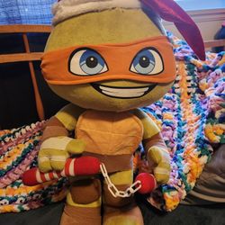 Michelangelo With Santa Hat