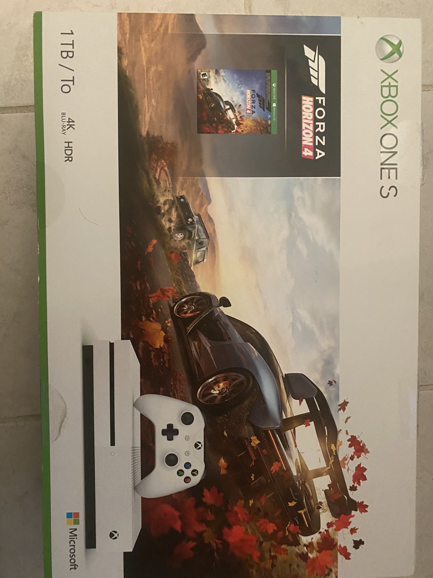 Xbox one S 1Tb with one wireless controller( 6 games included)