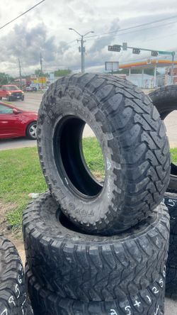 Open Country 35x12.50R17LT (set of 4)
