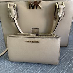 MK Purse And Wallet 