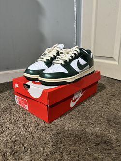 Vintage Green Dunk Lows