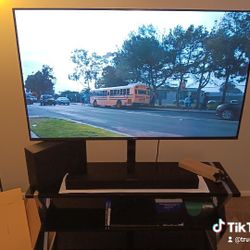 58" Hisense TV 