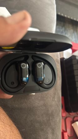 ANC wireless headphones