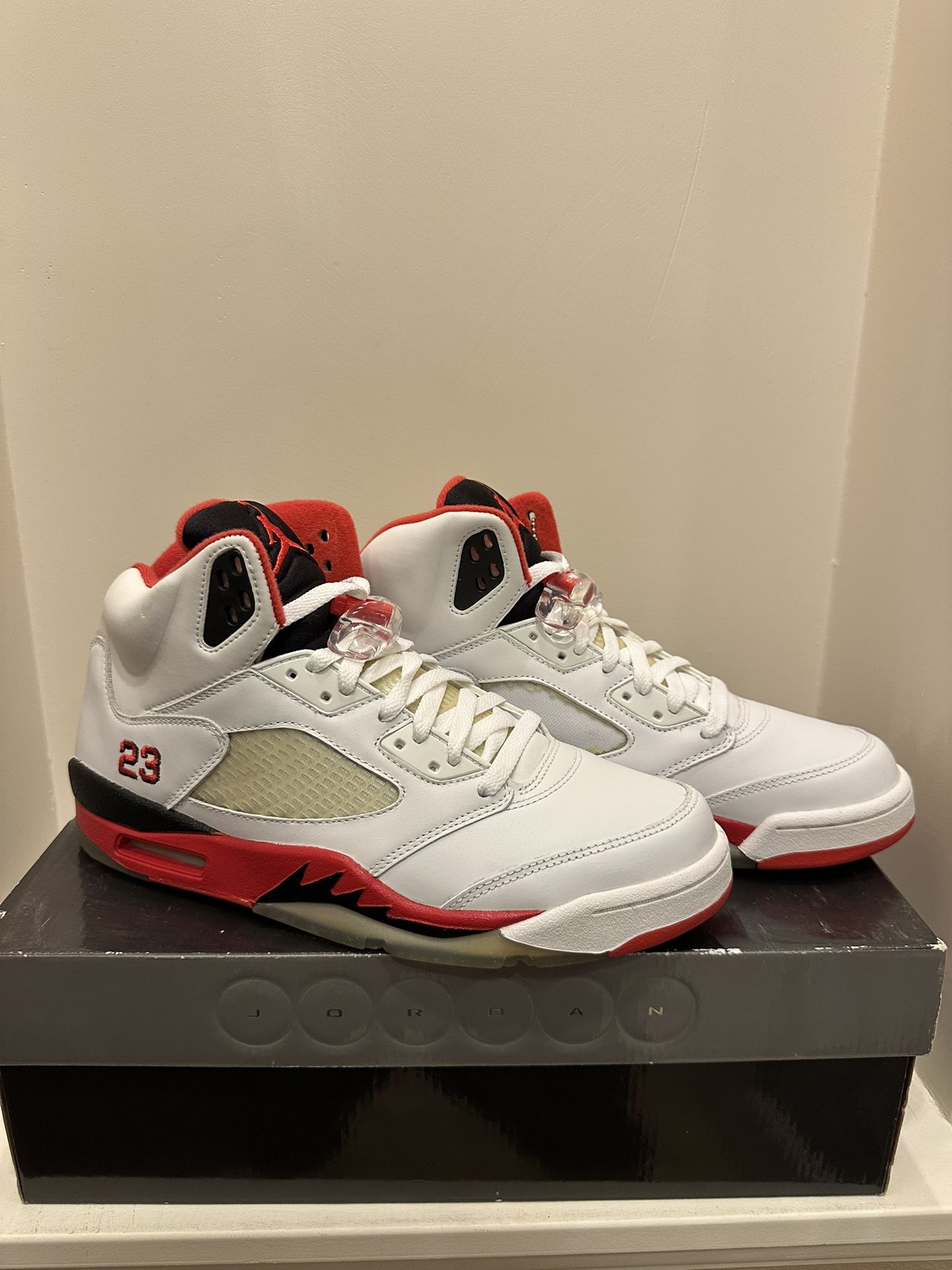 Jordan 5 Retro Fire Red 2006 Men's Size 10 136027-162