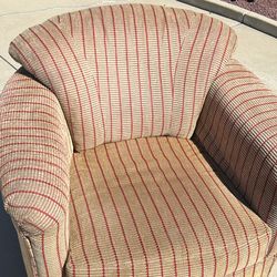 Swivel Chairs 