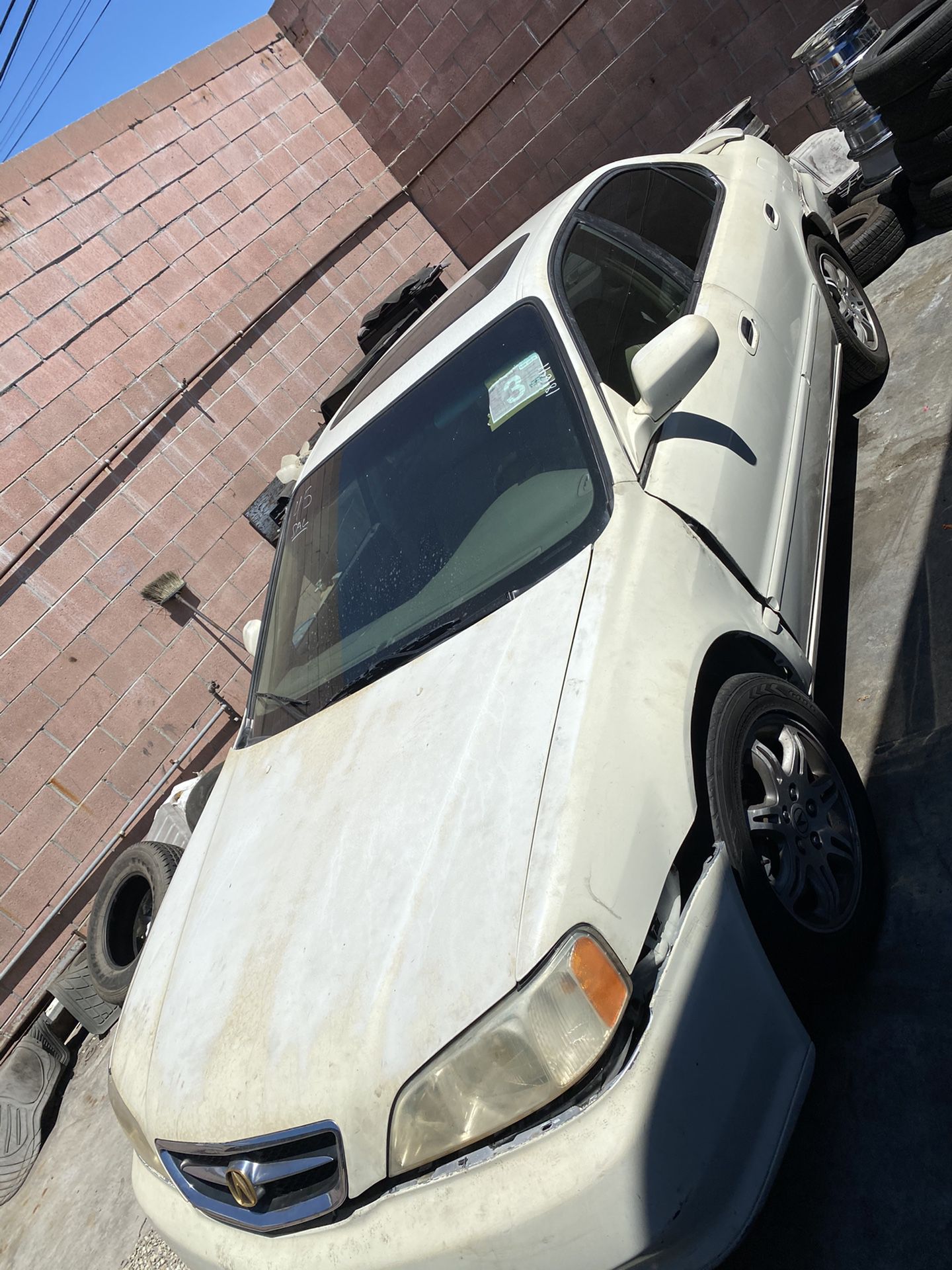 Parting out 2001 Acura 3.2 TL